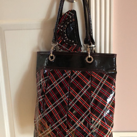 Vera Bradley Frill with pouch included - Picture 8 of 10